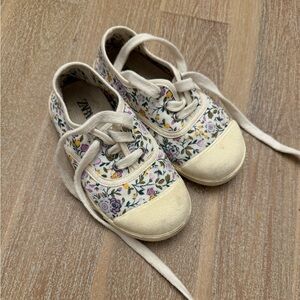 Zara Toddler Shoes Runners 25